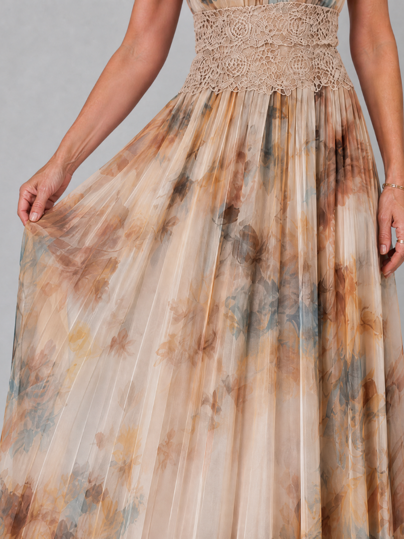 Elavenue | Halter Maxi Dress